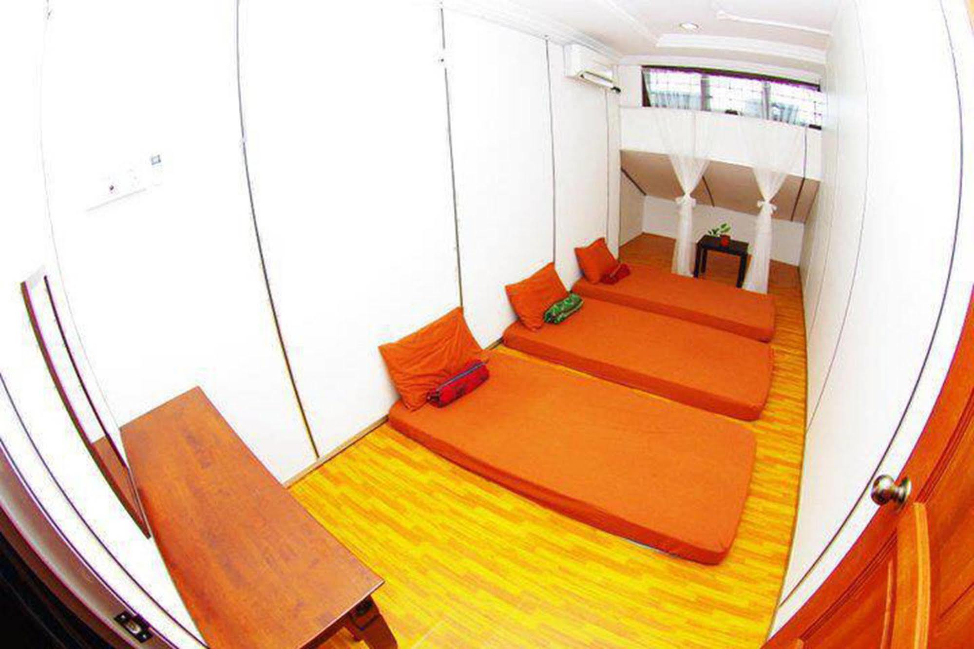 The Jiong House Hostel Malacca Ngoại thất bức ảnh